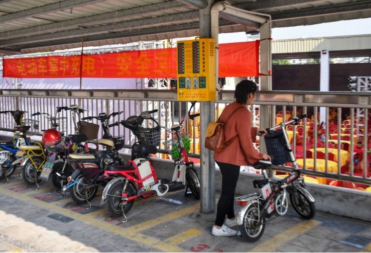 电瓶车换电池_机动车换电瓶_换电瓶可以用多久